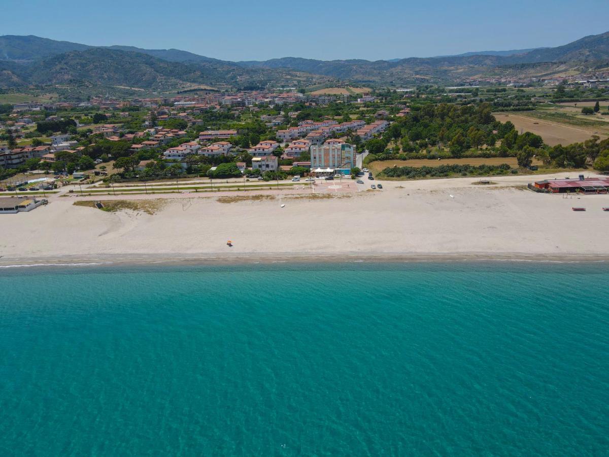 Rivabella Hotel Davoli