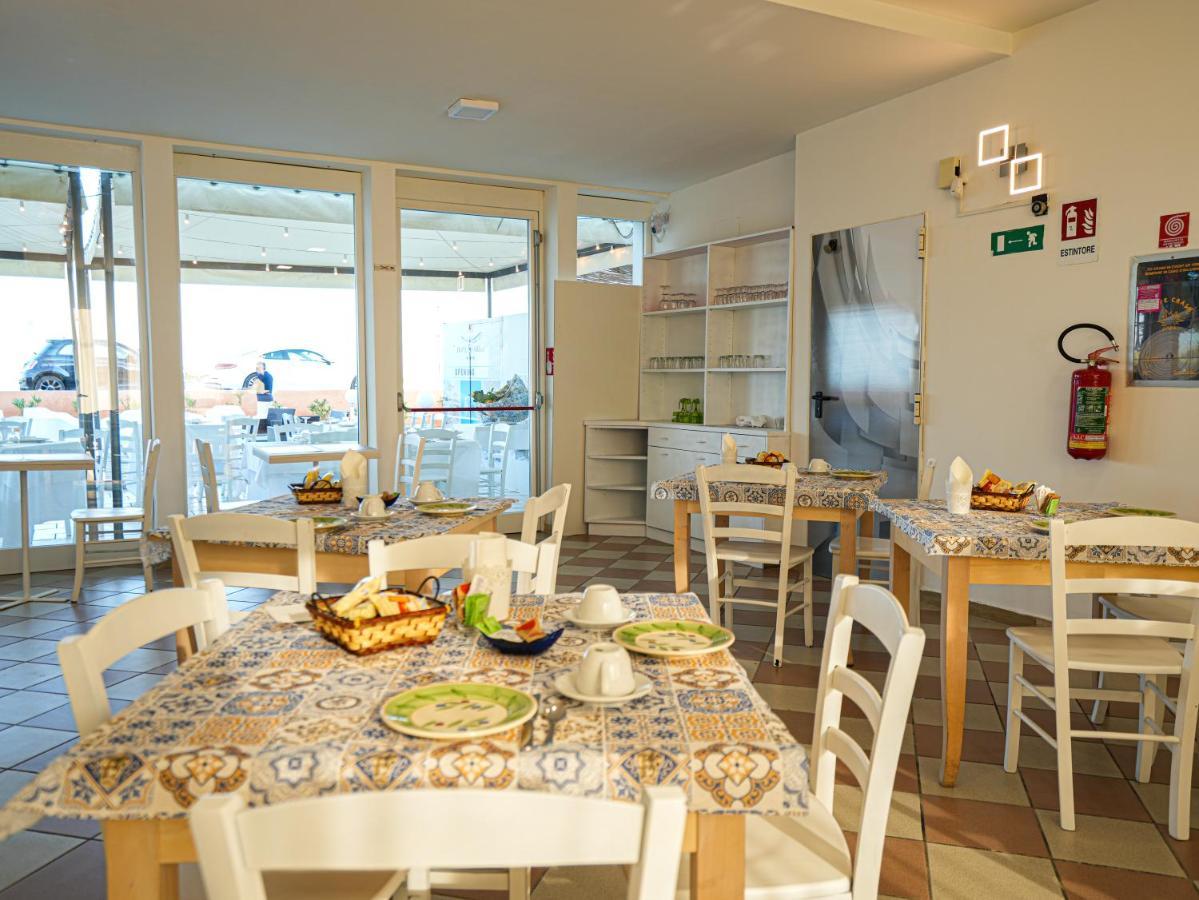 Hotel Rivabella 3*