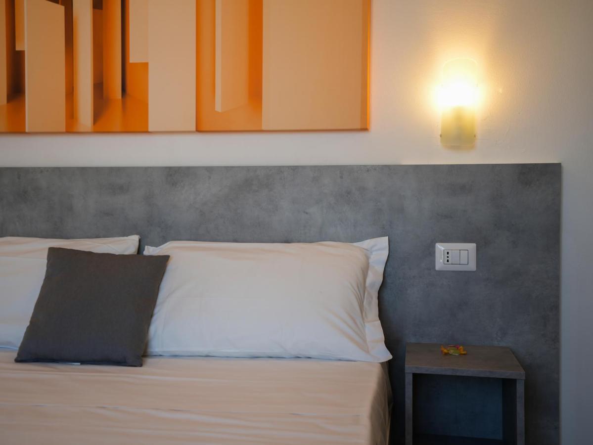 Rivabella Hotel Davoli