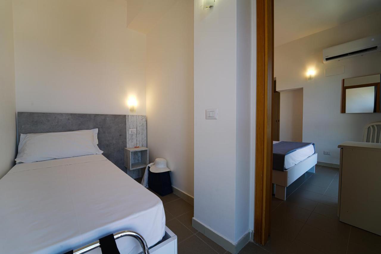 Rivabella Hotel Davoli